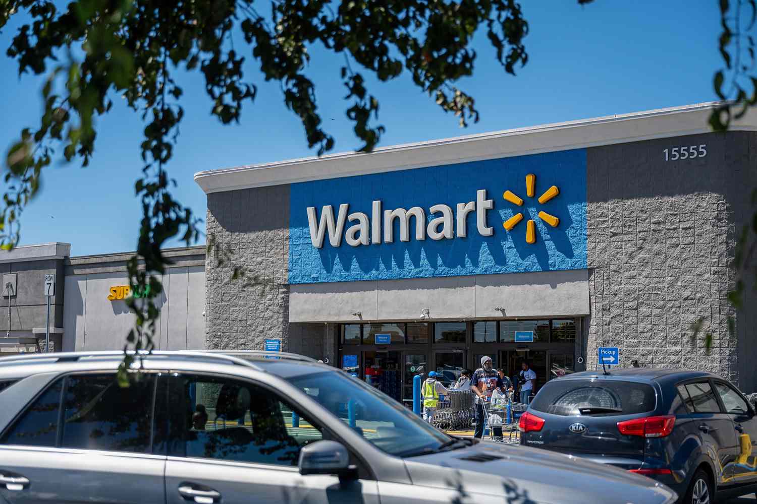 Walmart store-front