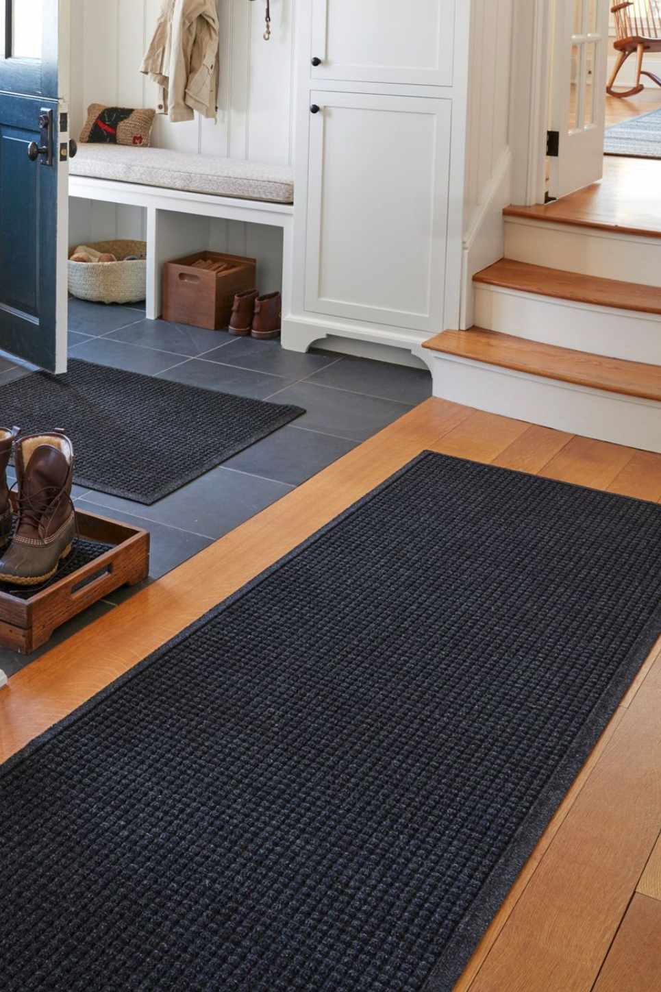 LL Bean waterhog runner in an entryway