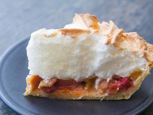 Rhubarb Meringue Pie