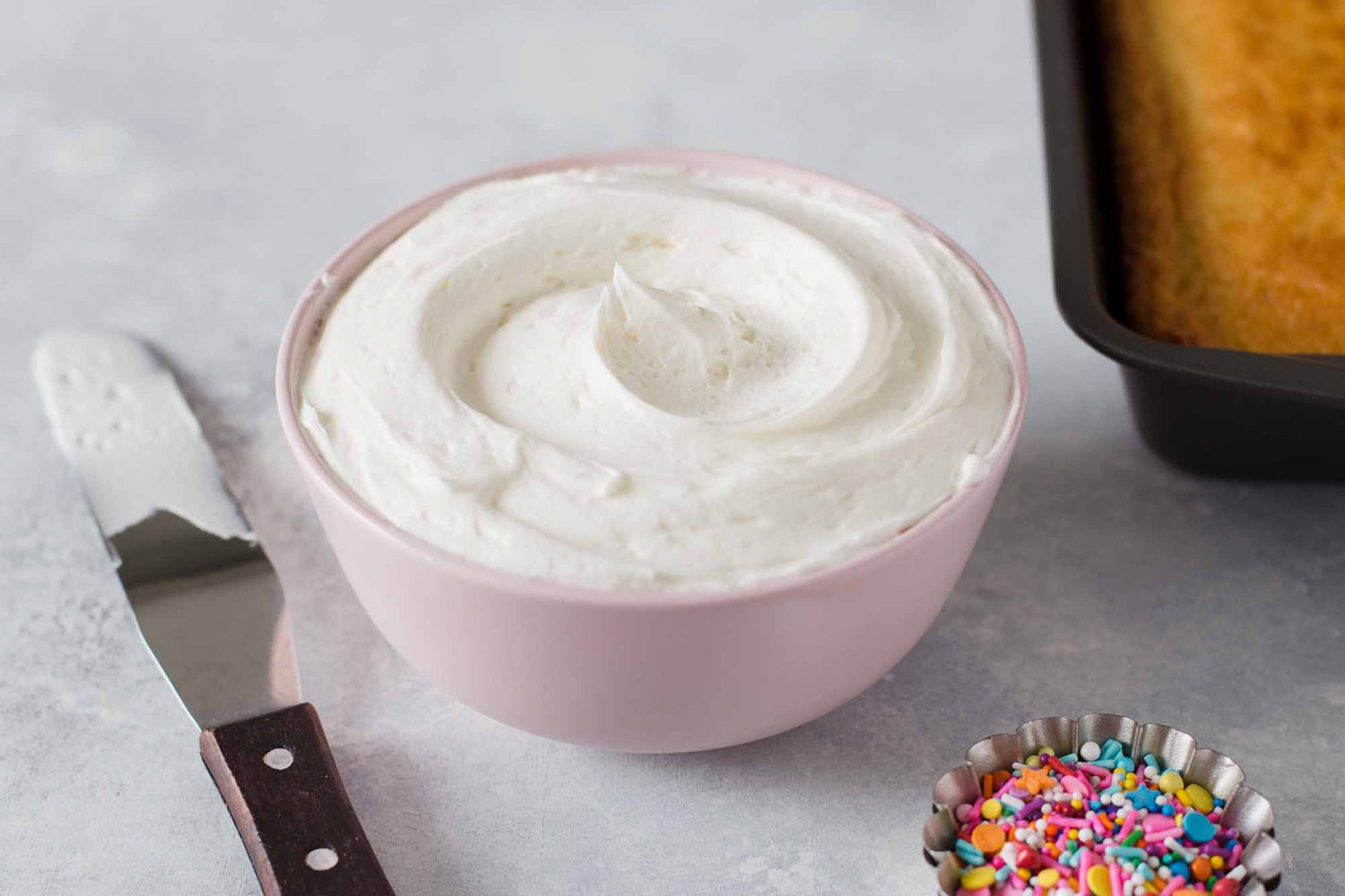 fluffy Buttercream icing