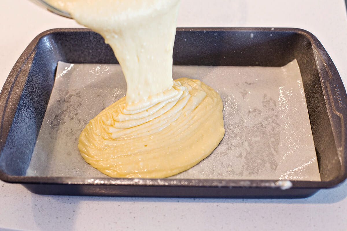 using parchment paper for a vanilla sheet cake