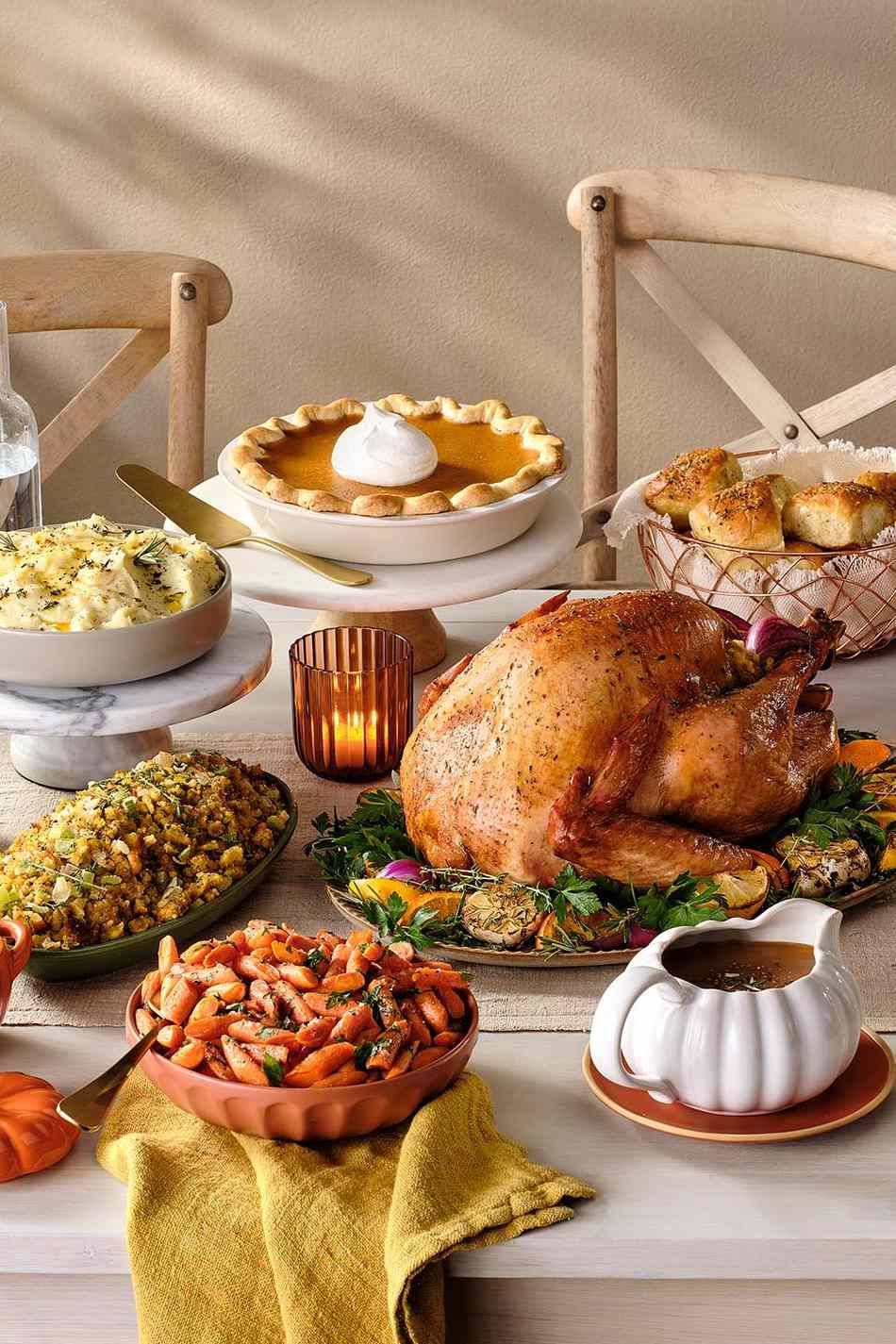 A Thanksgiving meal, made with ALDI's Thanksgiving bundle, on a dining table