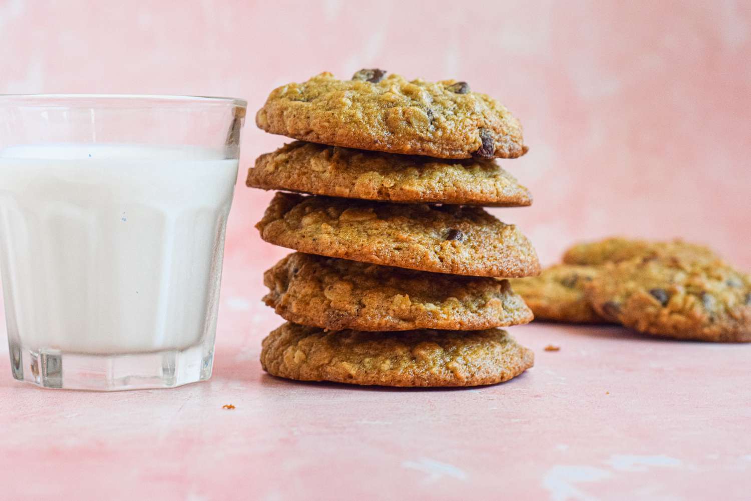 milk with cookies