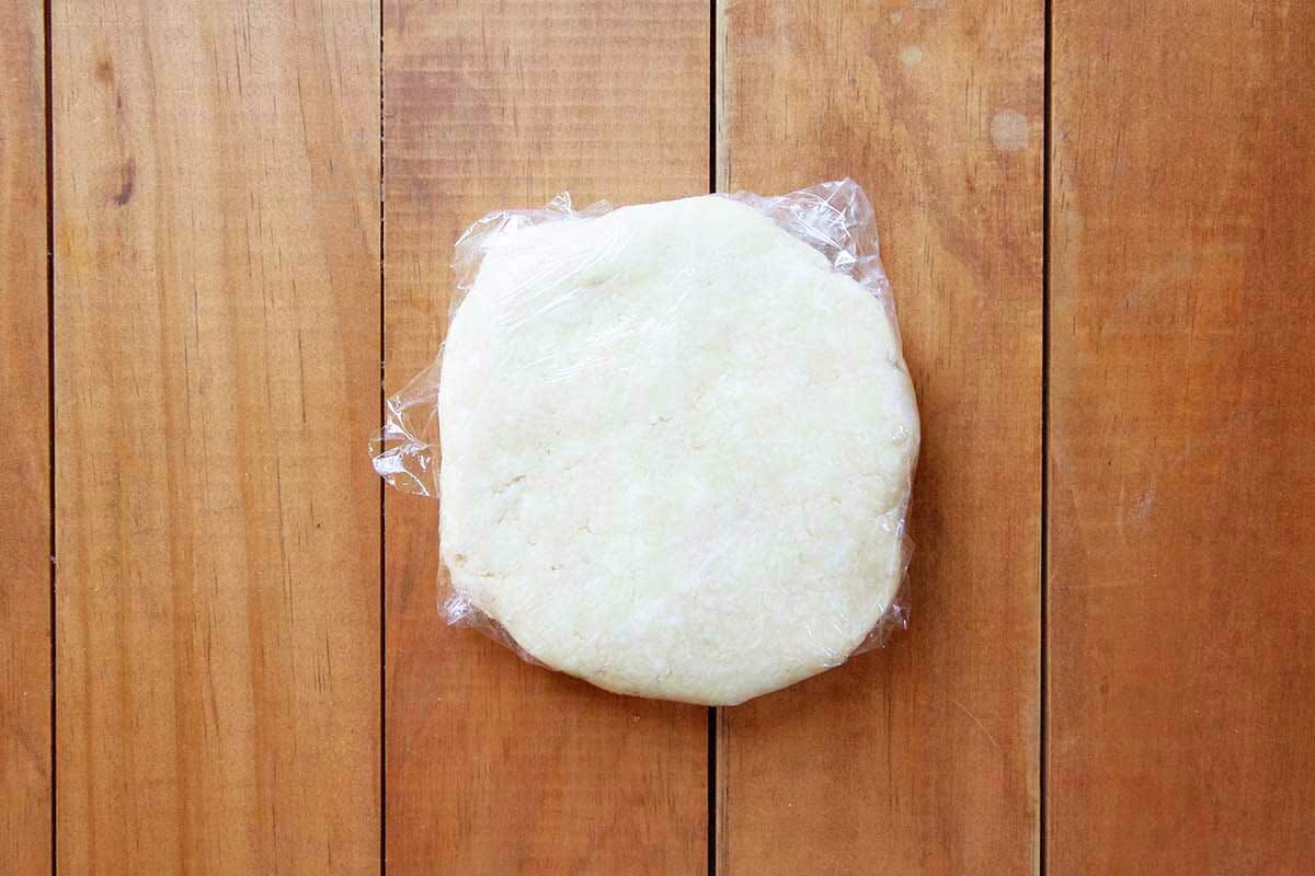 How to make shoo fly pie crust dough.