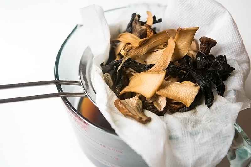 cream-of-wild-mushroom-soup-method-2