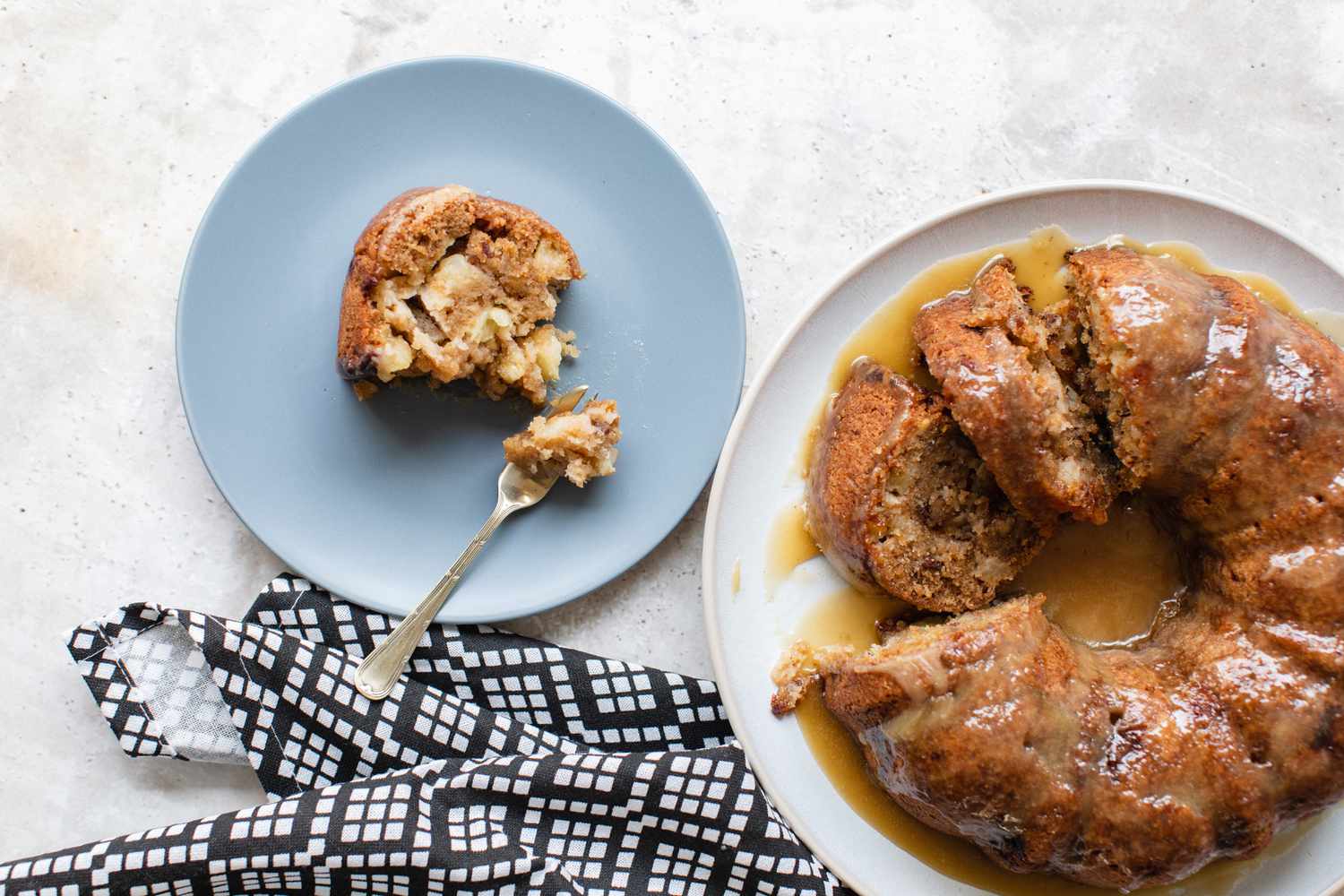 How to Make the Best Fresh Apple Bundt Cake
