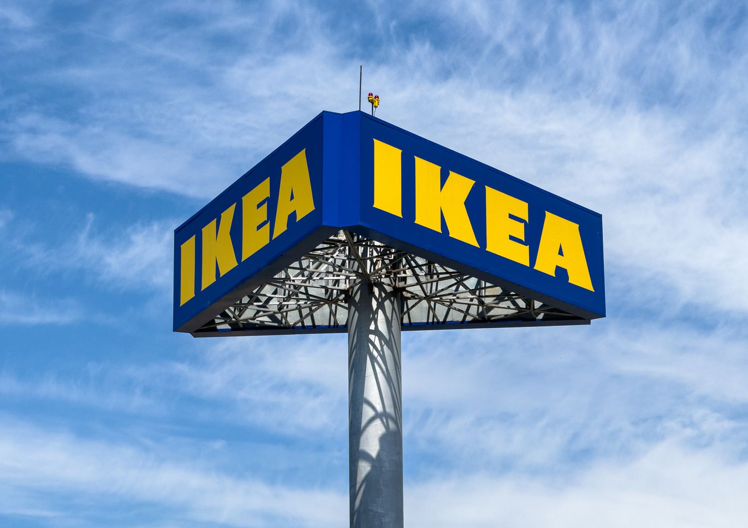 An IKEA storefront sign