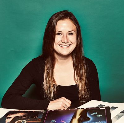 Marianne Williams 