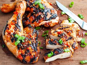 Grilled Chicken with Chili Garlic Sauce