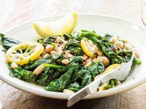 Lemon Broccoli Rabe with White Beans