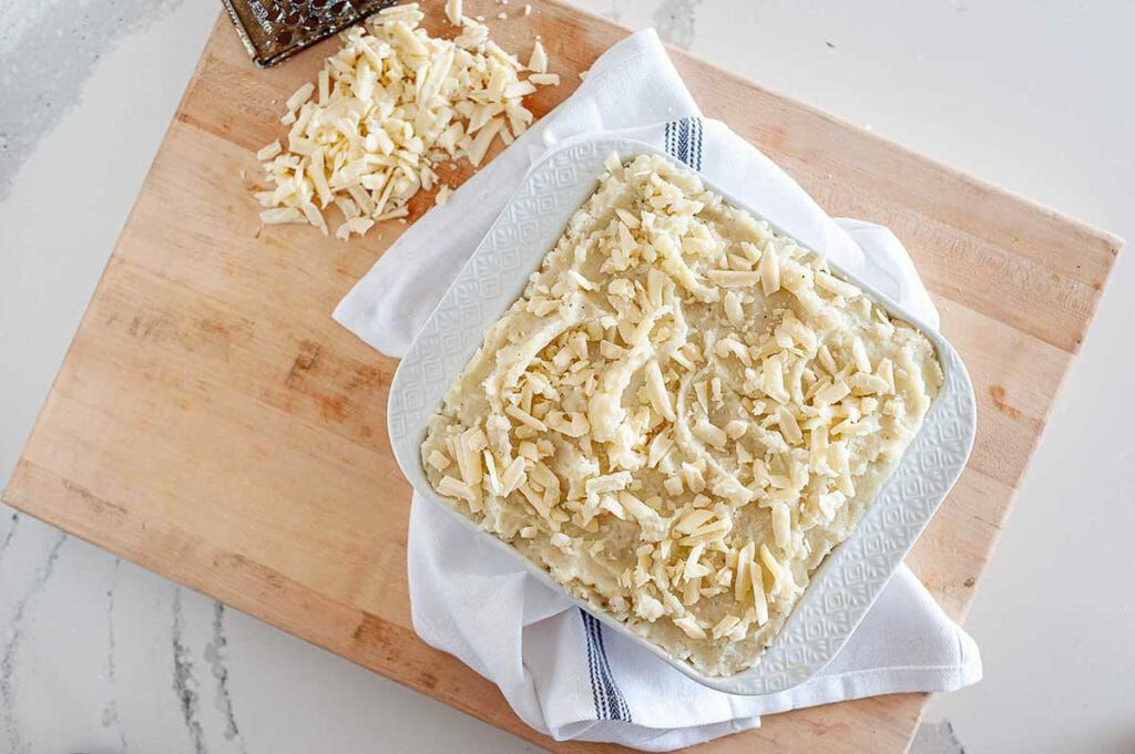 Top Shepherd's Pie with cauliflower and potato mash