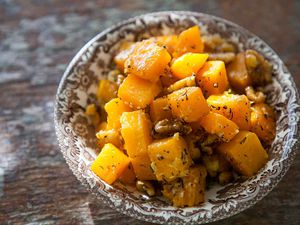 Butternut Squash with Walnuts and Vanilla