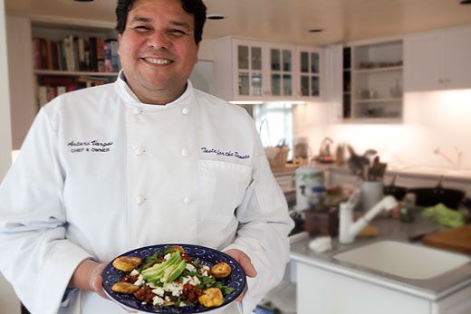 arturo-with-huevos-motulenos.jpg