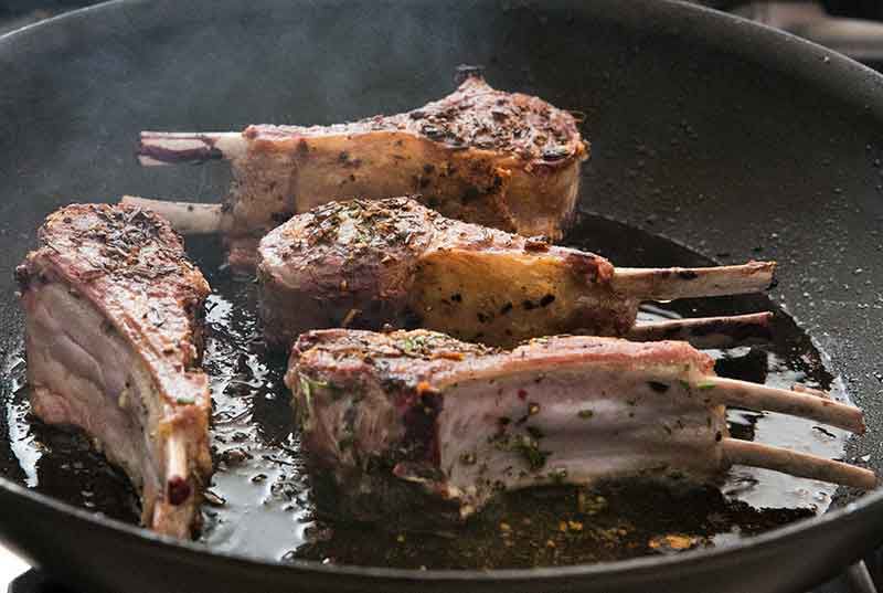 how to cook lamb chops in oil