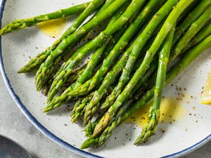Asparagus on a plate