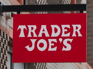 Trader Joes storefront sign