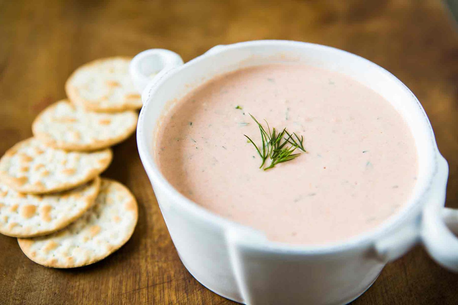 How to make salmon mousse