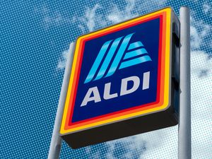 aldi store sign