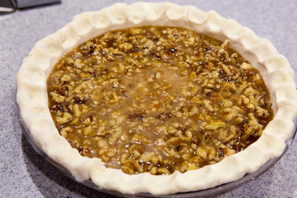 how to make walnut maple pie
