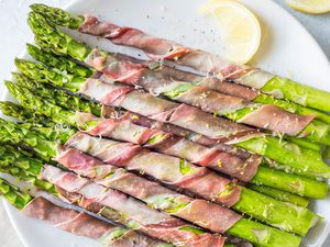 Prosciutto-Wrapped Asparagus