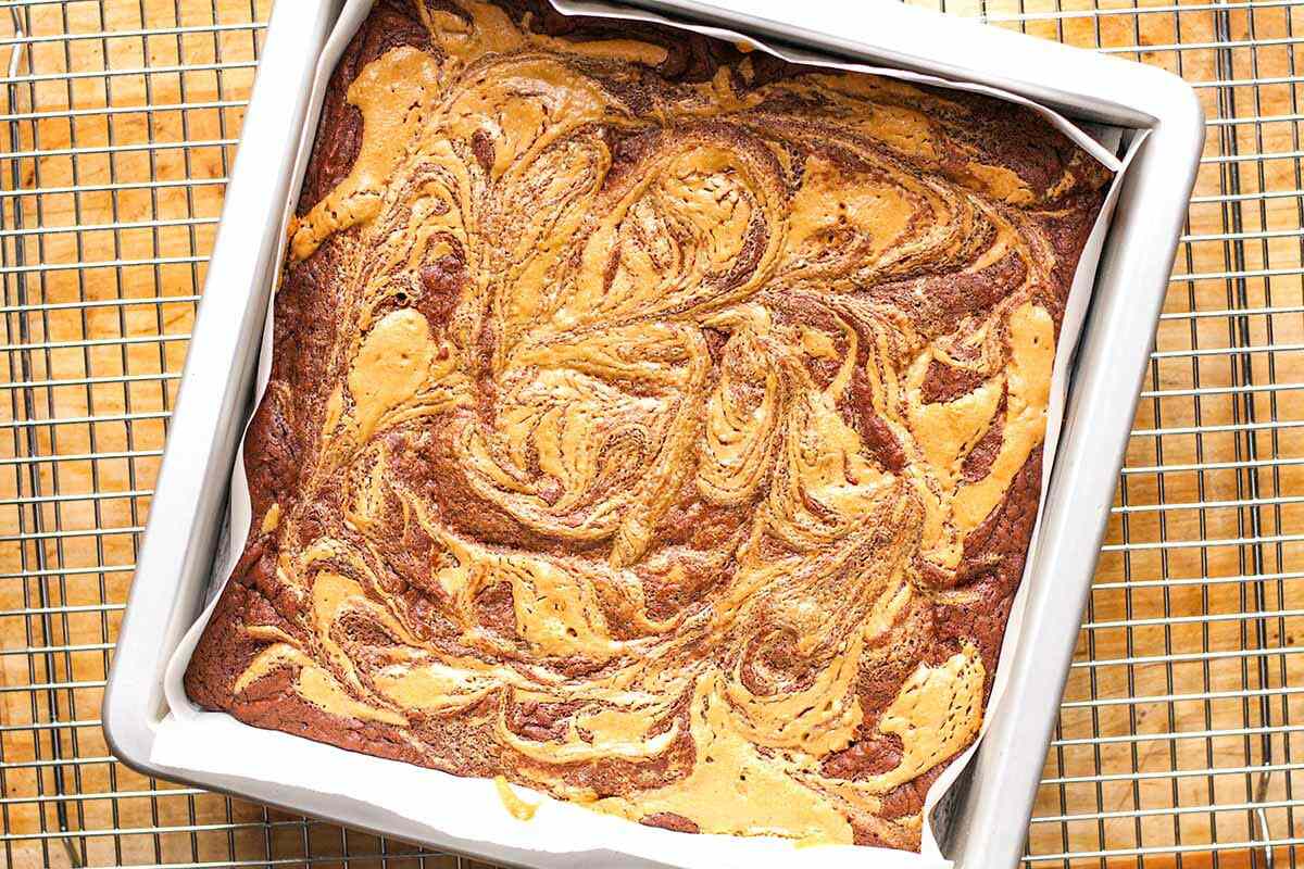 Brownies with Peanut Butter Recipe bake the brownies