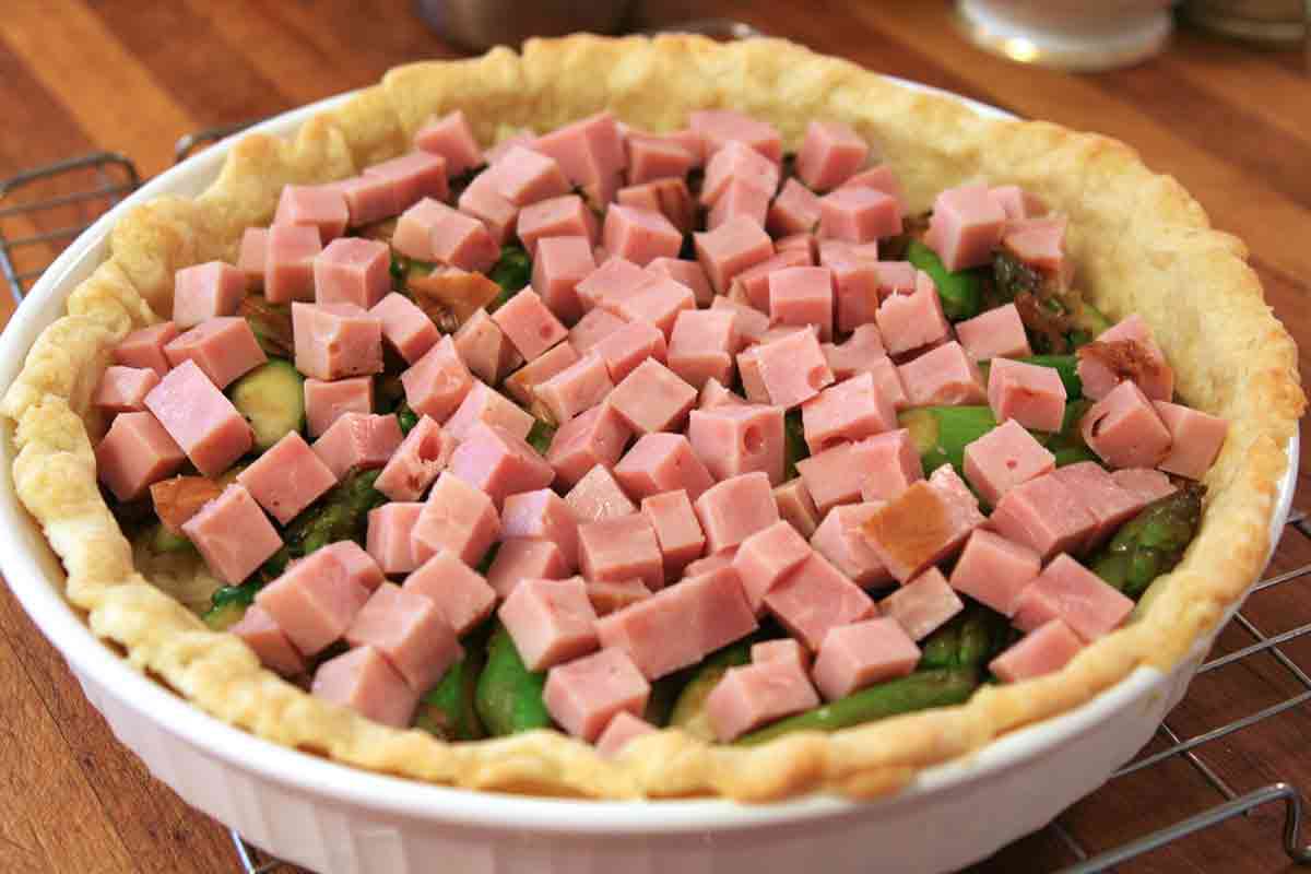 assemble ham asparagus quiche