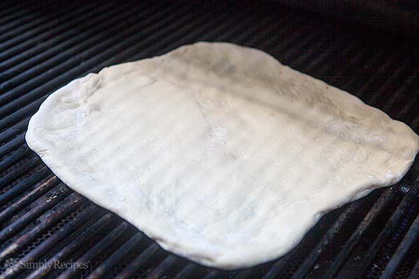 grilled-pizza-method-600-6