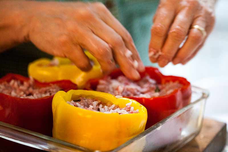 filling stuffed bell peppers