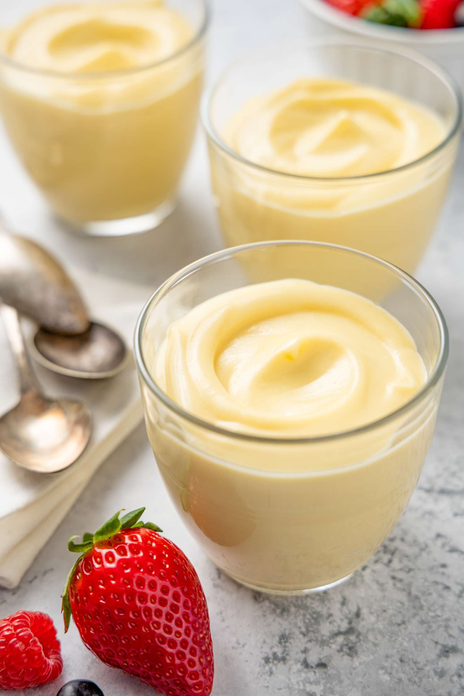 Vanilla Custard in Pudding Jars