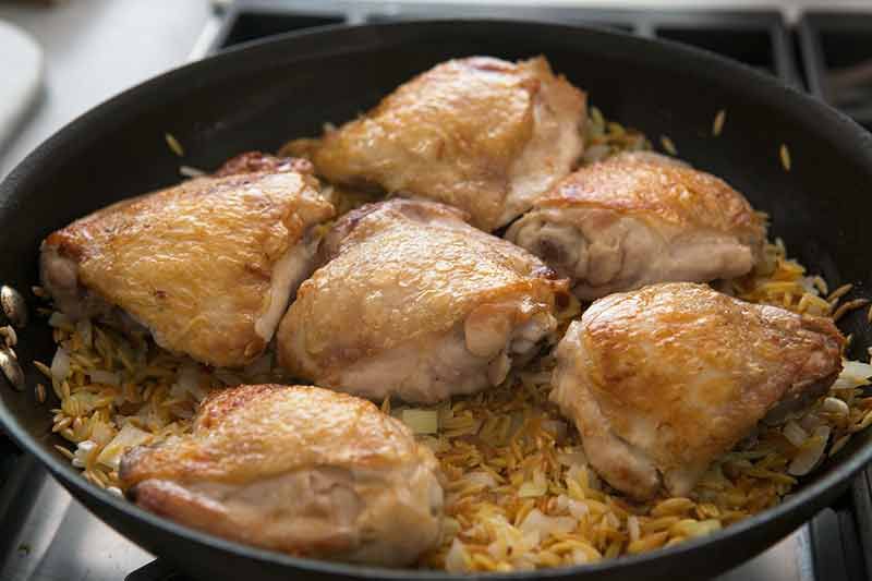 skillet-chicken-orzo-method-5