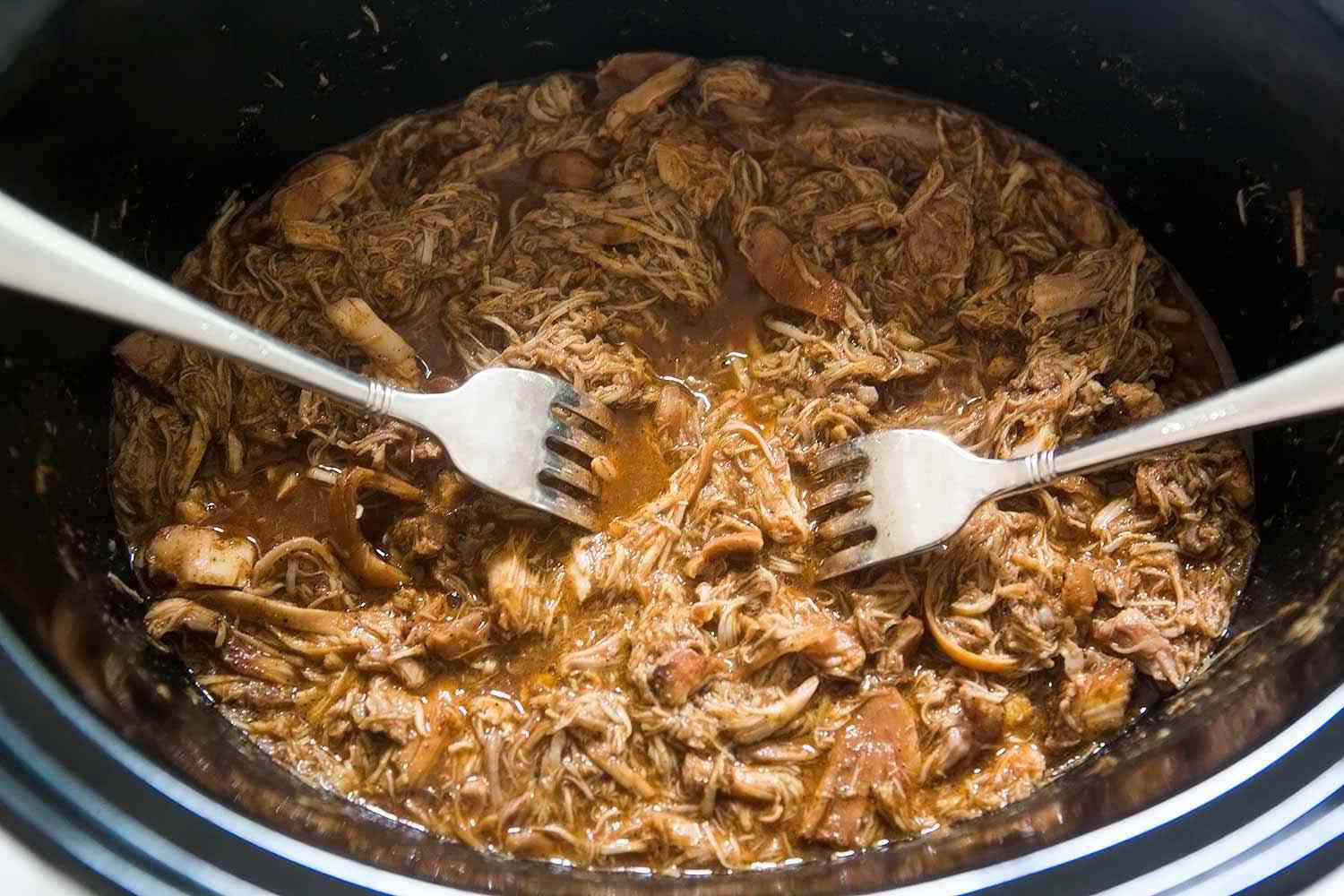 how to shred chicken for taco with two forks